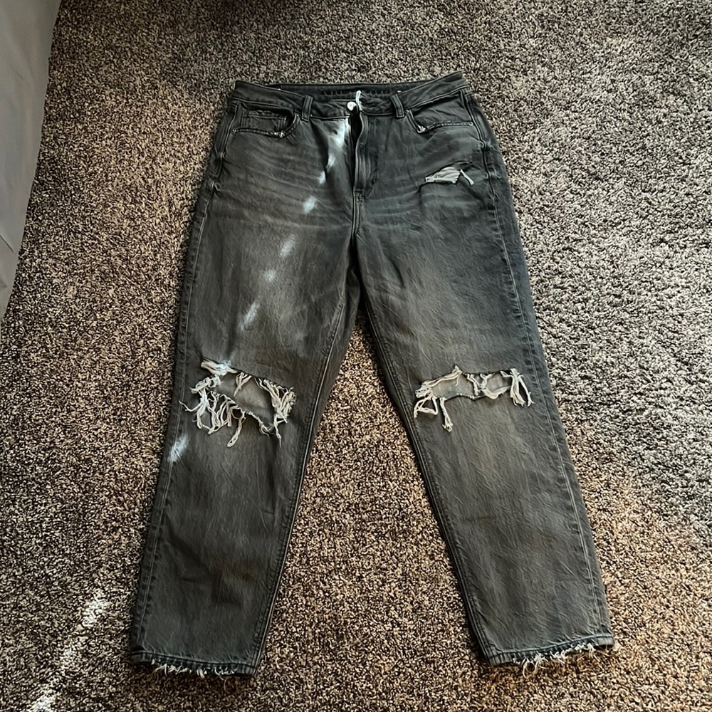 american eagle mom jeans